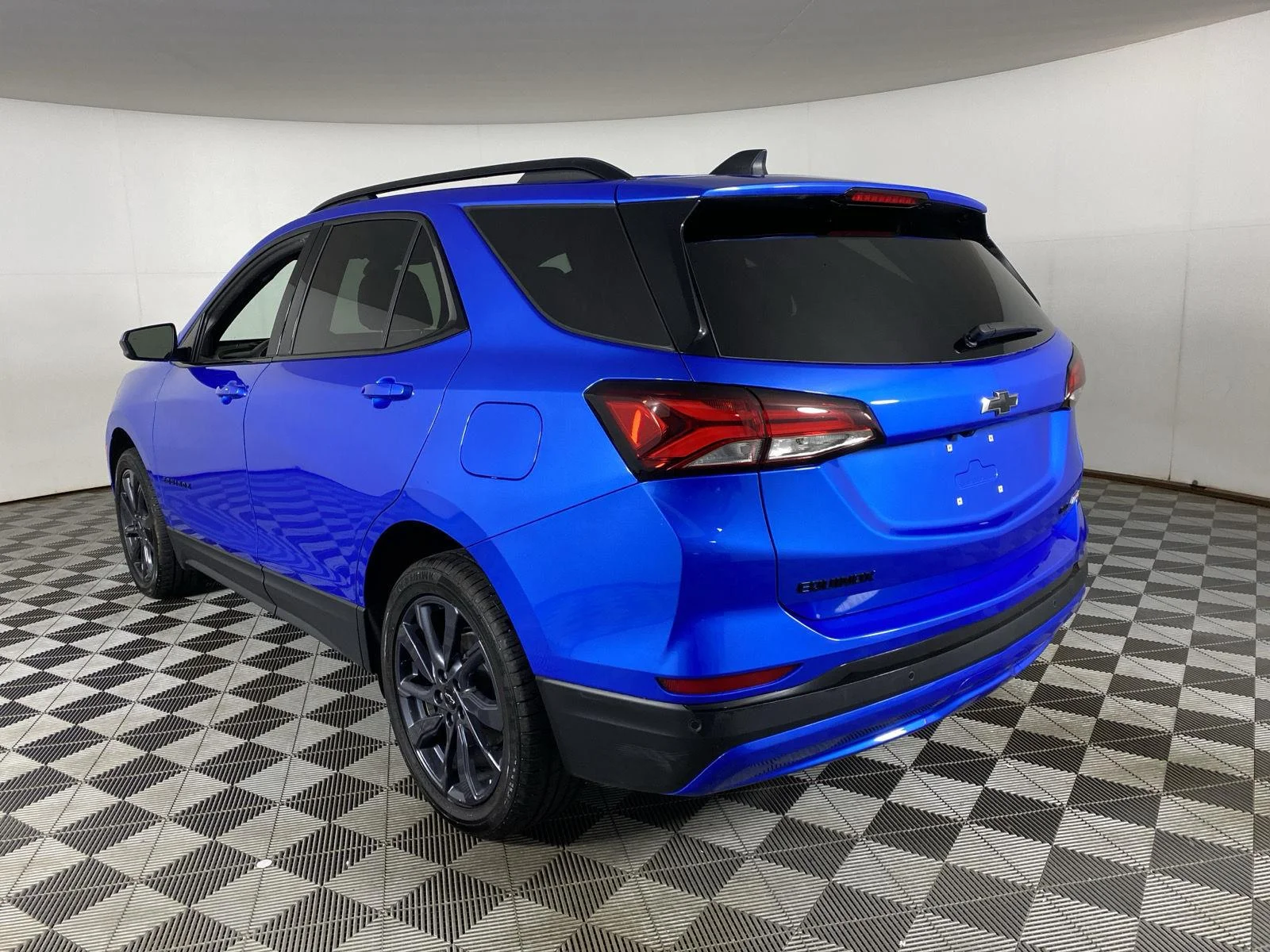 Used 2024 Riptide Blue Metallic Chevrolet RS image 5