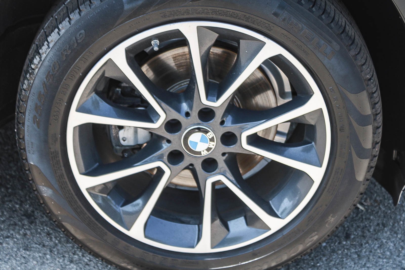Used 2018 Glacier Silver Metallic BMW sDrive35i image 10