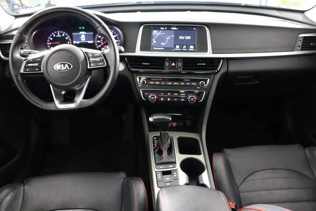 Used 2020 Black Kia SX image 2