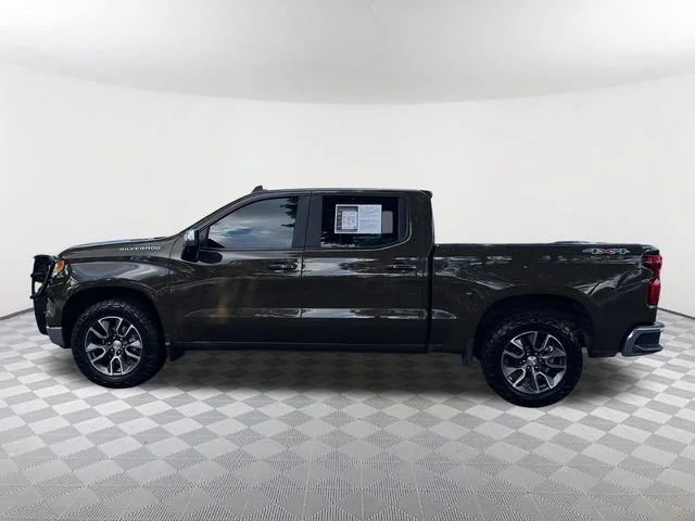 Used 2024 Harvest Bronze Metallic Chevrolet LT image 8