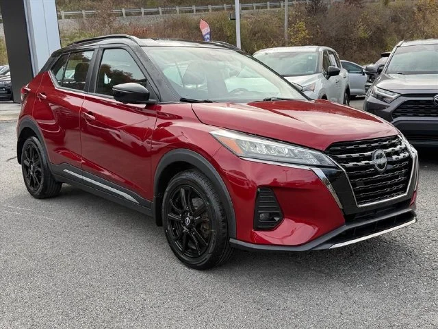 Used 2023 Red Nissan SR image 16