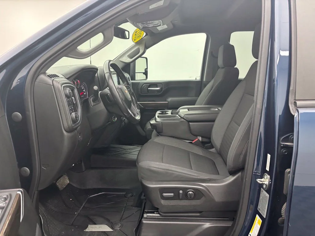 Used 2022 Blue Chevrolet LT image 21