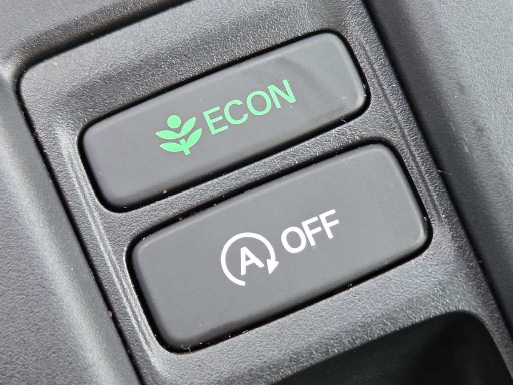 2025 Honda Accord LX - Photo 8