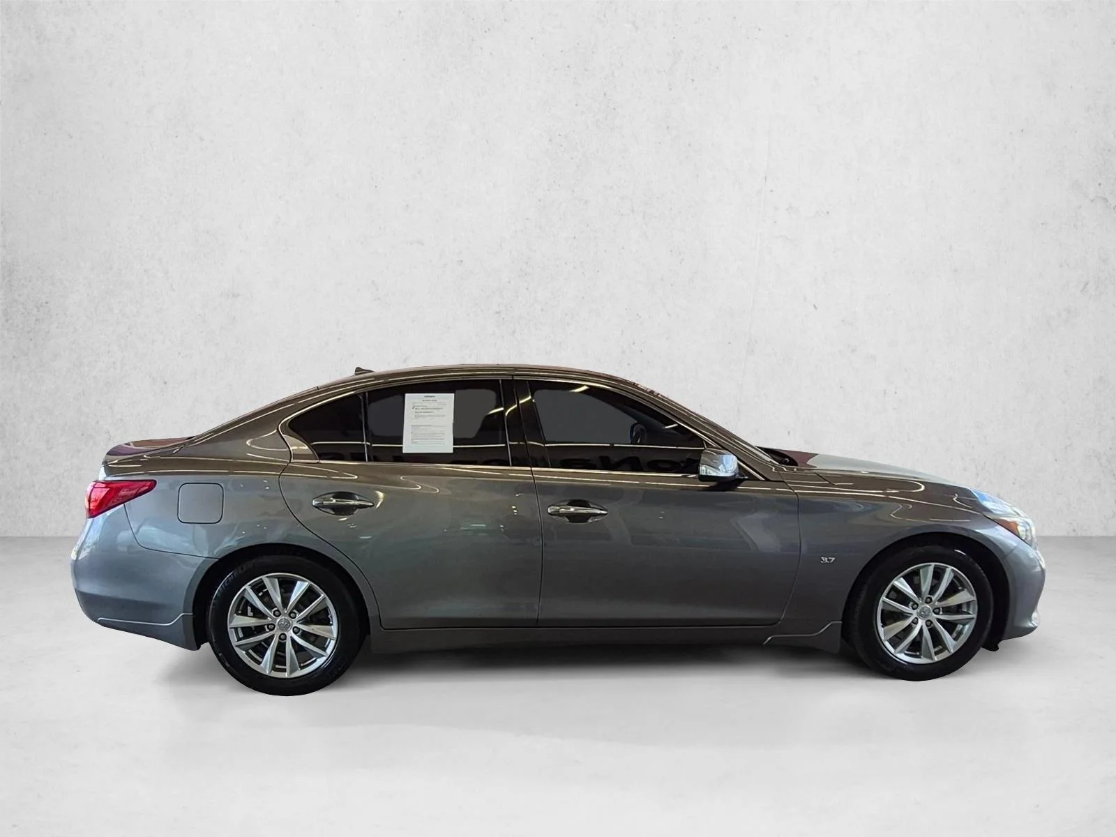 Used 2014 Graphite Shadow INFINITI  image 4
