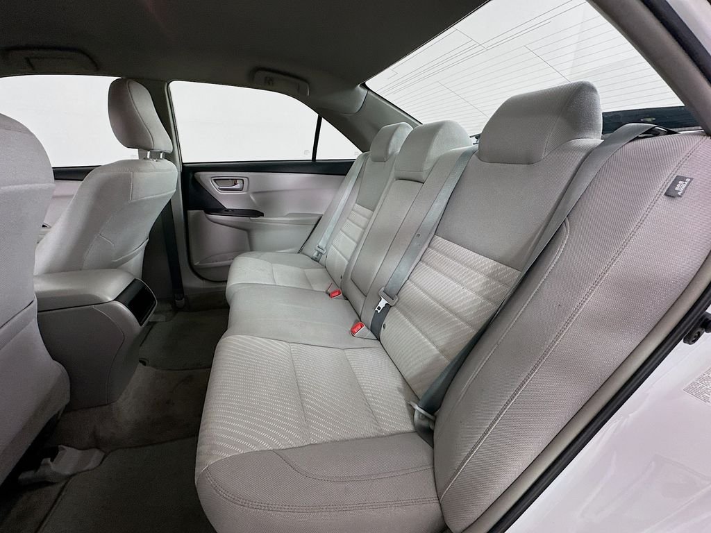 Used 2015 Super White Toyota LE image 23