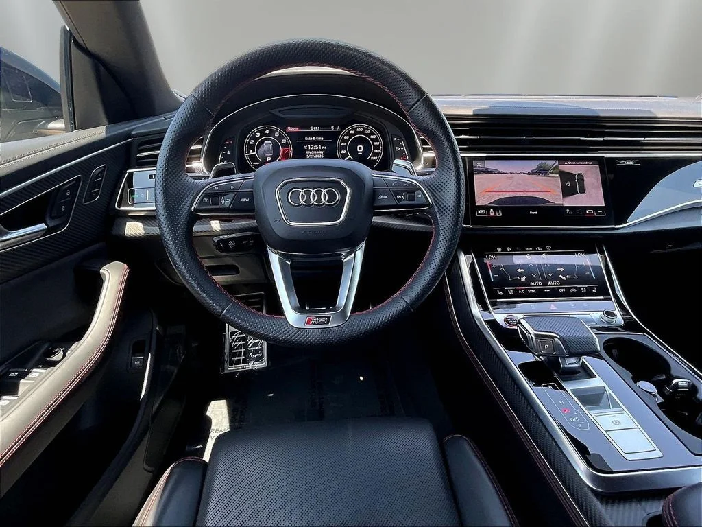 Used 2023  Audi 4.0T image 8