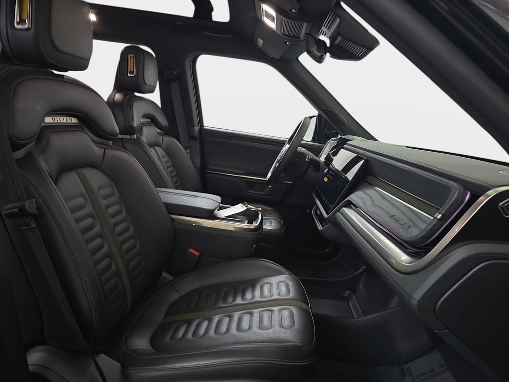 Used 2025 Midnight Rivian Adventure Dual Motor Standard Pack image 10