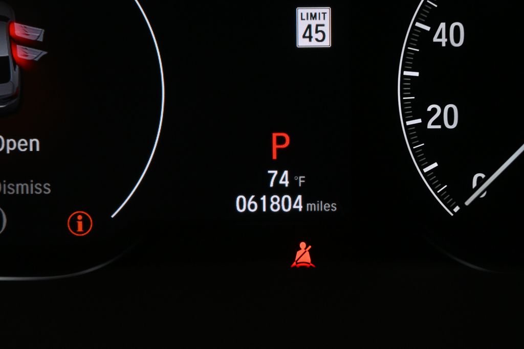 Used 2018  Honda Touring image 12