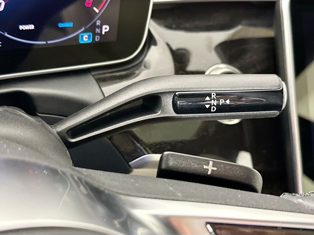 New 2026 Graphite Grey Metallic Mercedes-Benz C 300 image 17