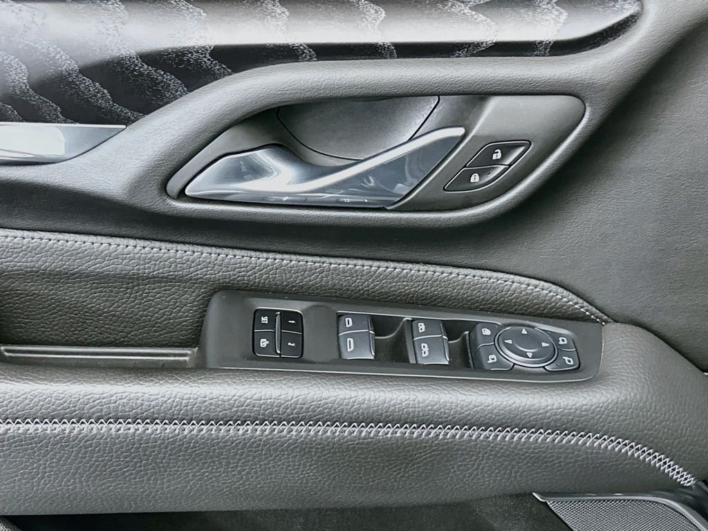 Used 2024 Titanium GMC Denali image 22