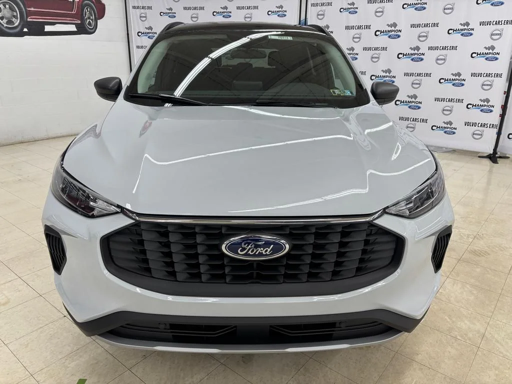 New 2026 Space Silver Metallic Ford Active® image 2