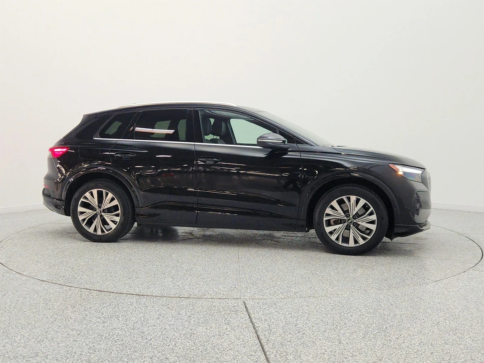 Used 2023 Mythos Black Metallic Audi Premium Plus 40 RWD image 4
