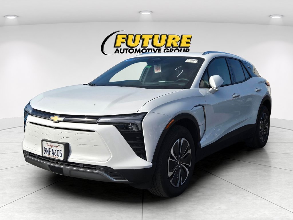 Used 2024 White Chevrolet LT image 1