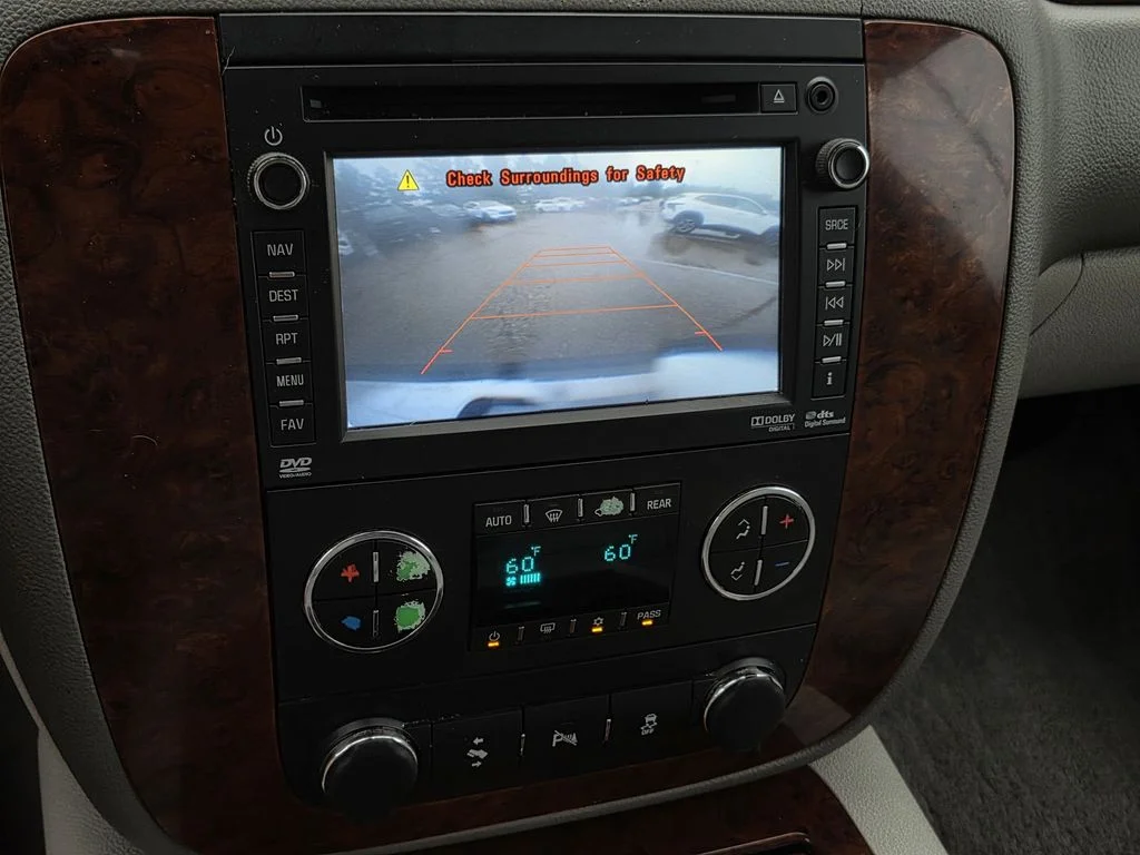 Used 2014 White Chevrolet LTZ image 11