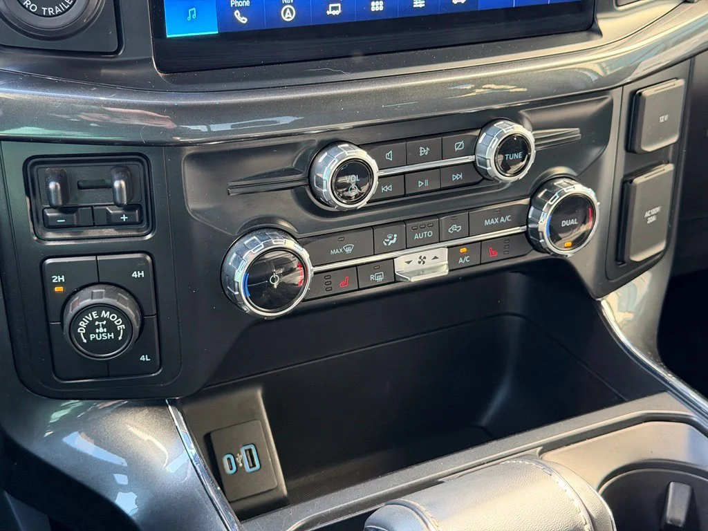 Used 2022 Silver Ford XLT image 13