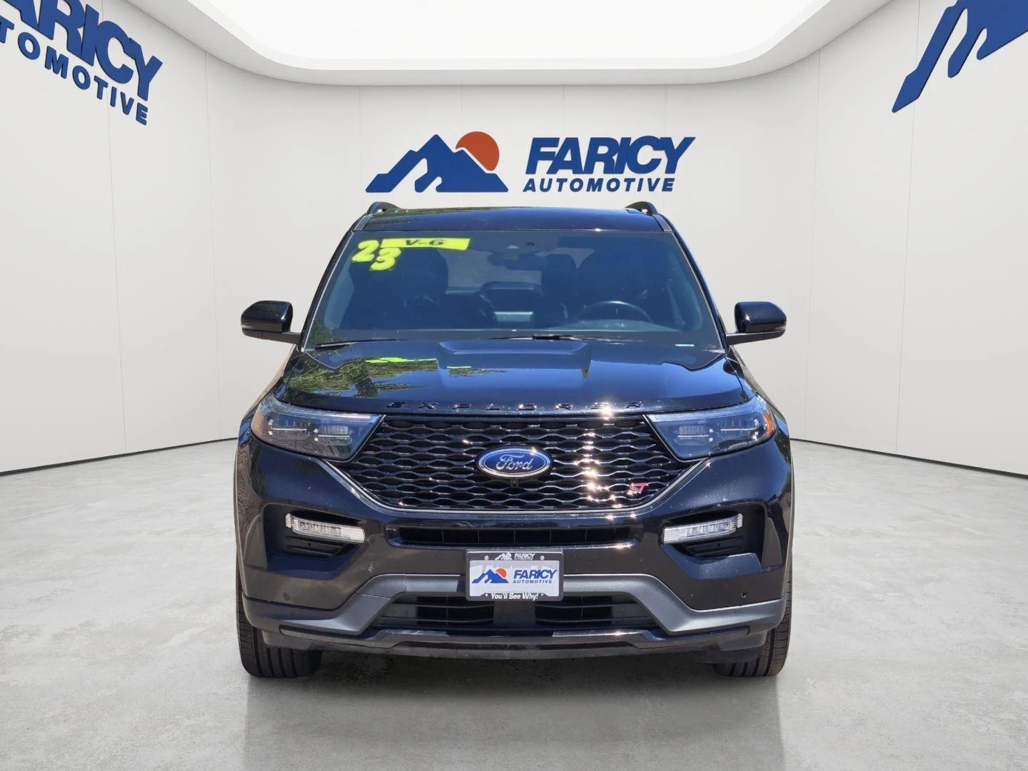 Used 2023 Agate Black Ford ST image 2
