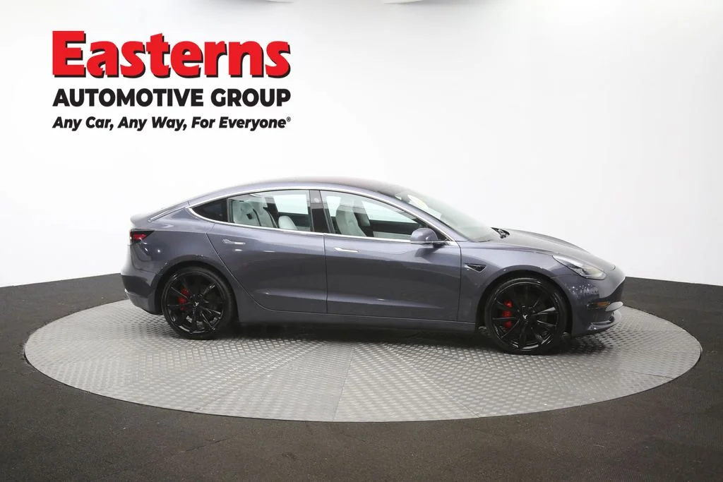 Used 2018 Gray Tesla Long Range image 41
