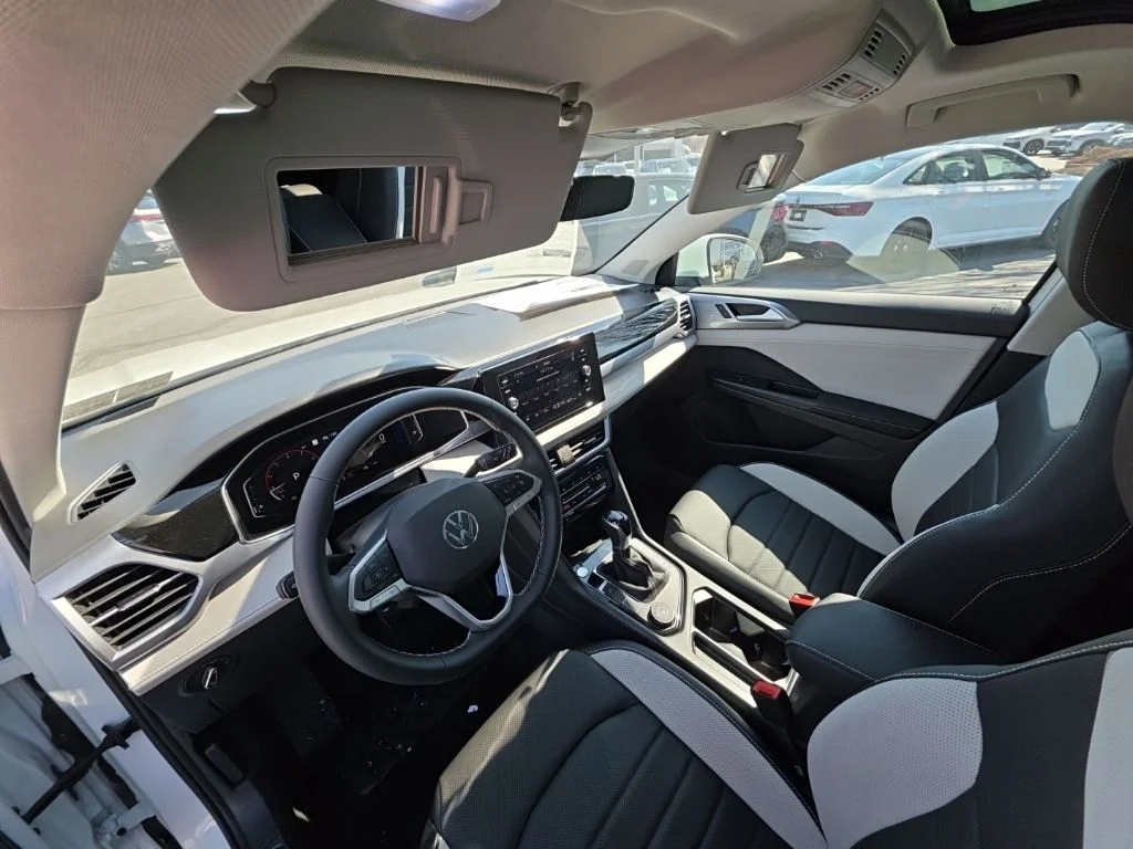 2026 Volkswagen Taos SEL - Photo 14