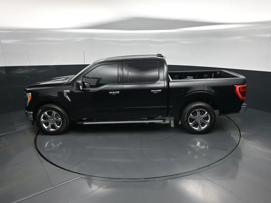 Used 2023 Black Ford XLT image 41