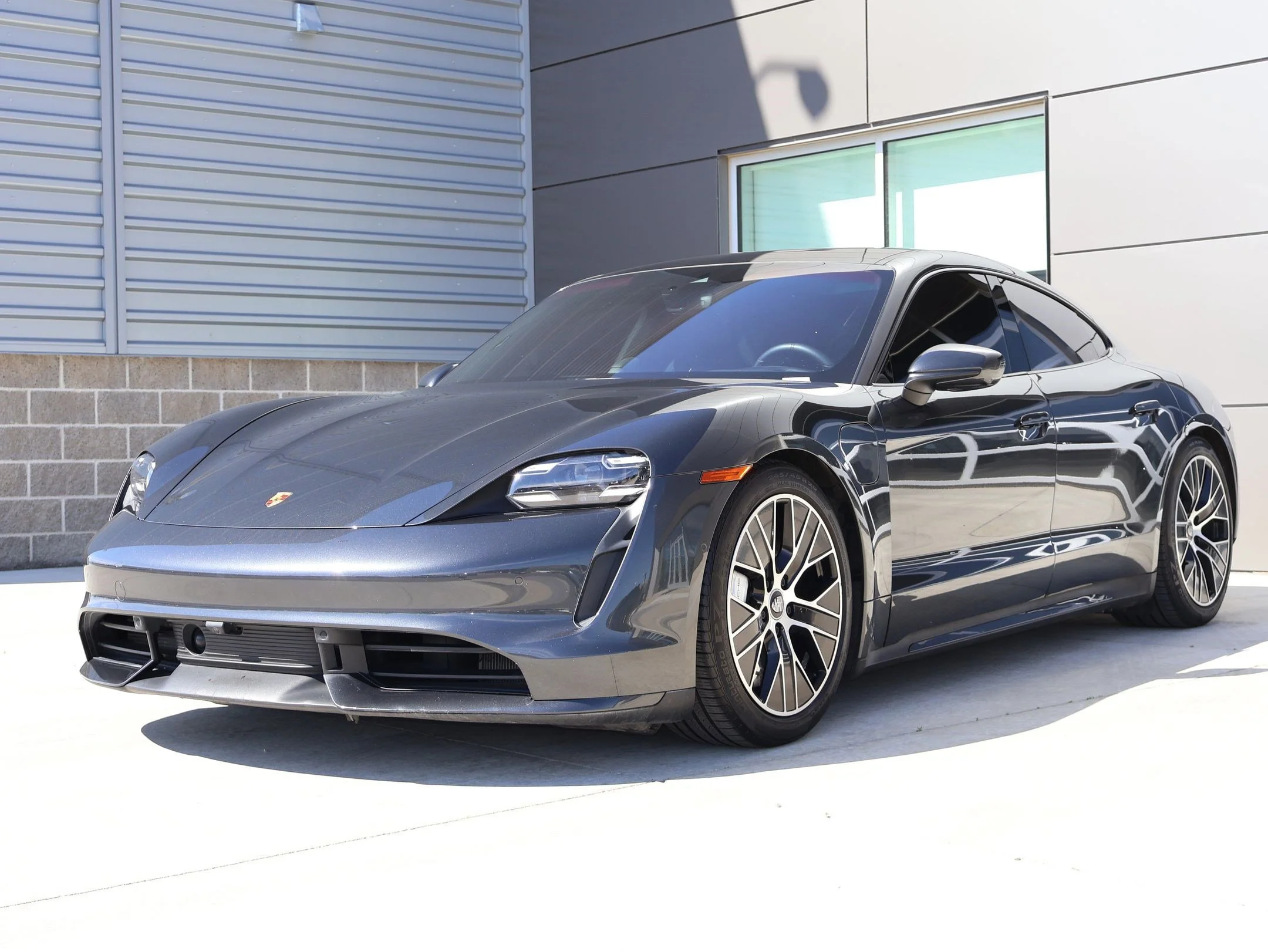 2020 Porsche Taycan Turbo