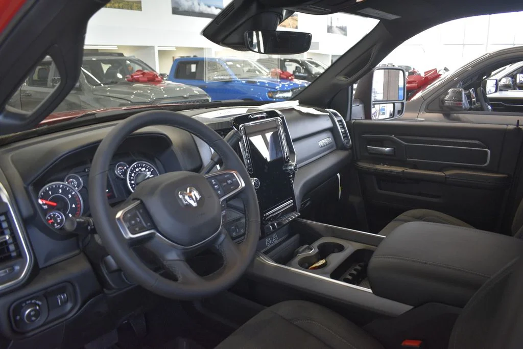 2026 RAM 2500 Big Horn - Photo 23