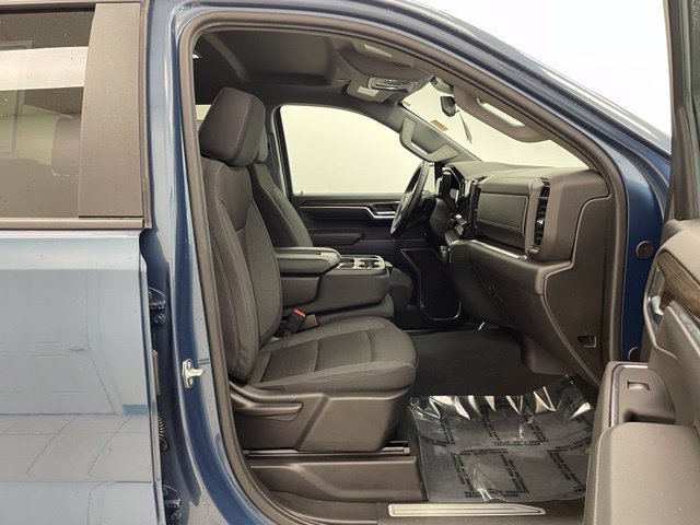2024 Chevrolet Silverado 1500 LT - Photo 17