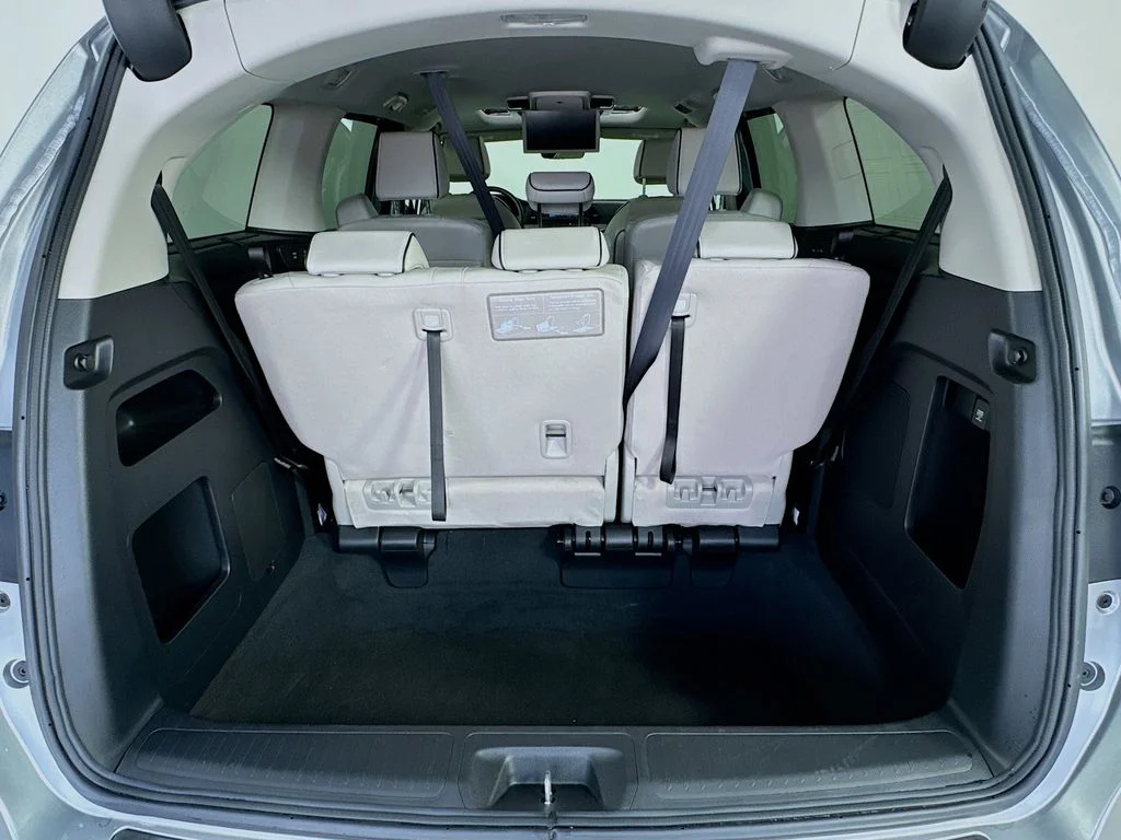 Certified Used 2026 Silver Honda Touring image 36