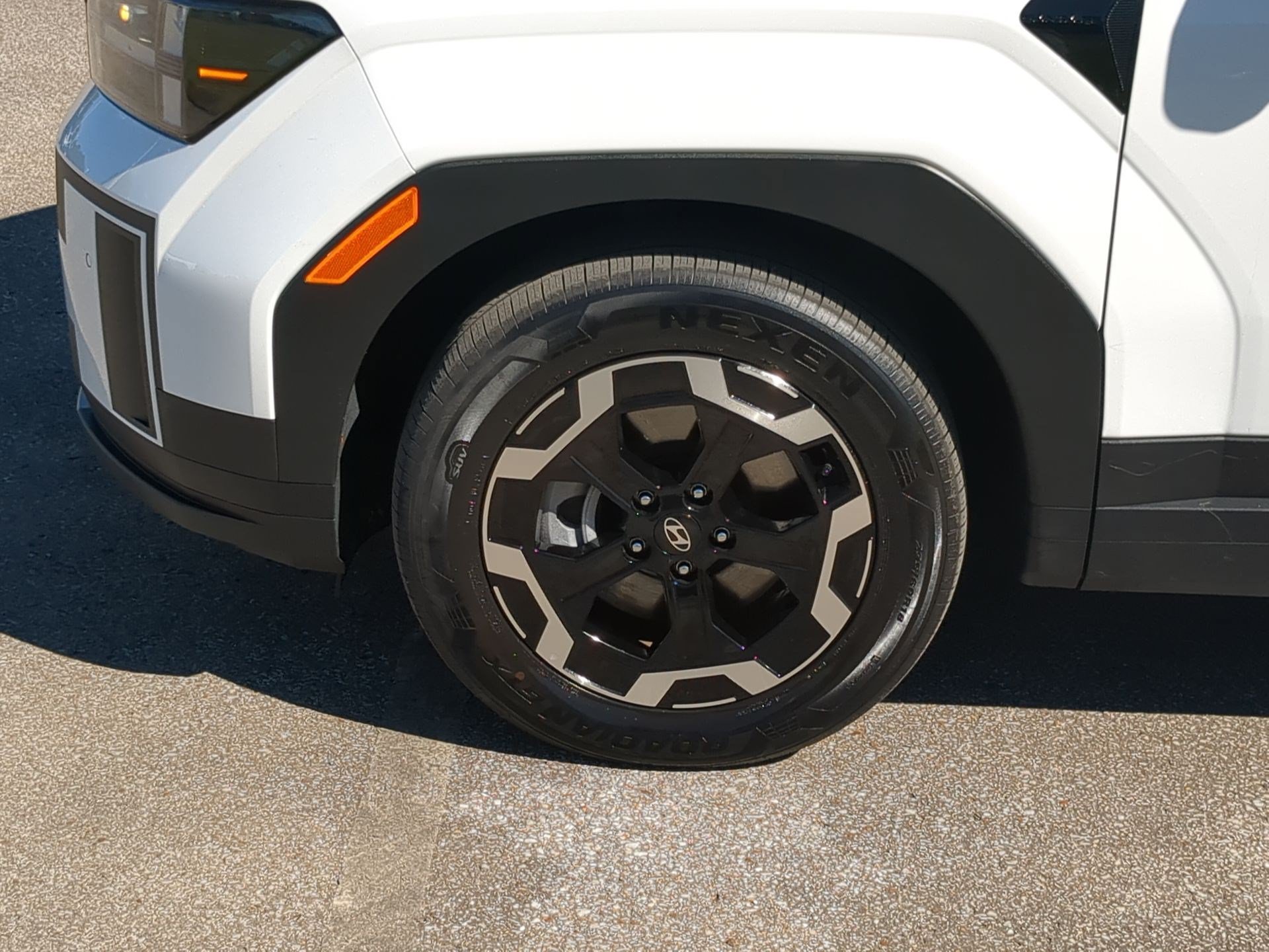 Used 2026  Hyundai SEL image 11