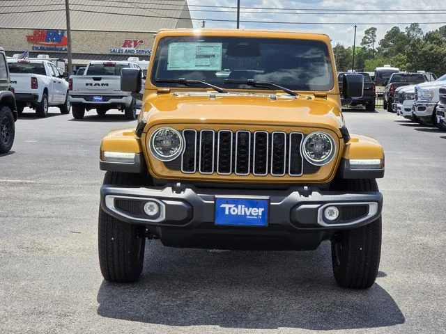 New 2026 Goldilocks Exterior Paint Jeep Sahara image 3
