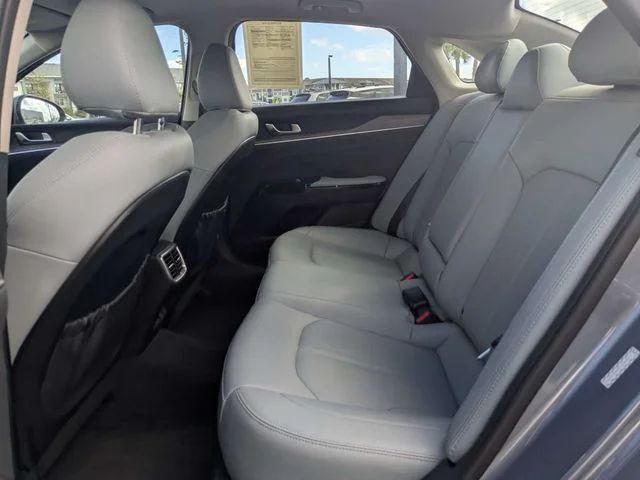Used 2021 Silver Kia EX image 11