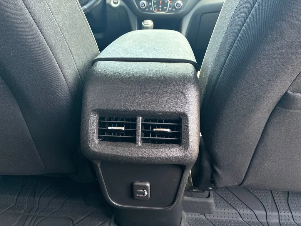 Used 2021 SILVER ICE METALLIC Chevrolet LT image 34