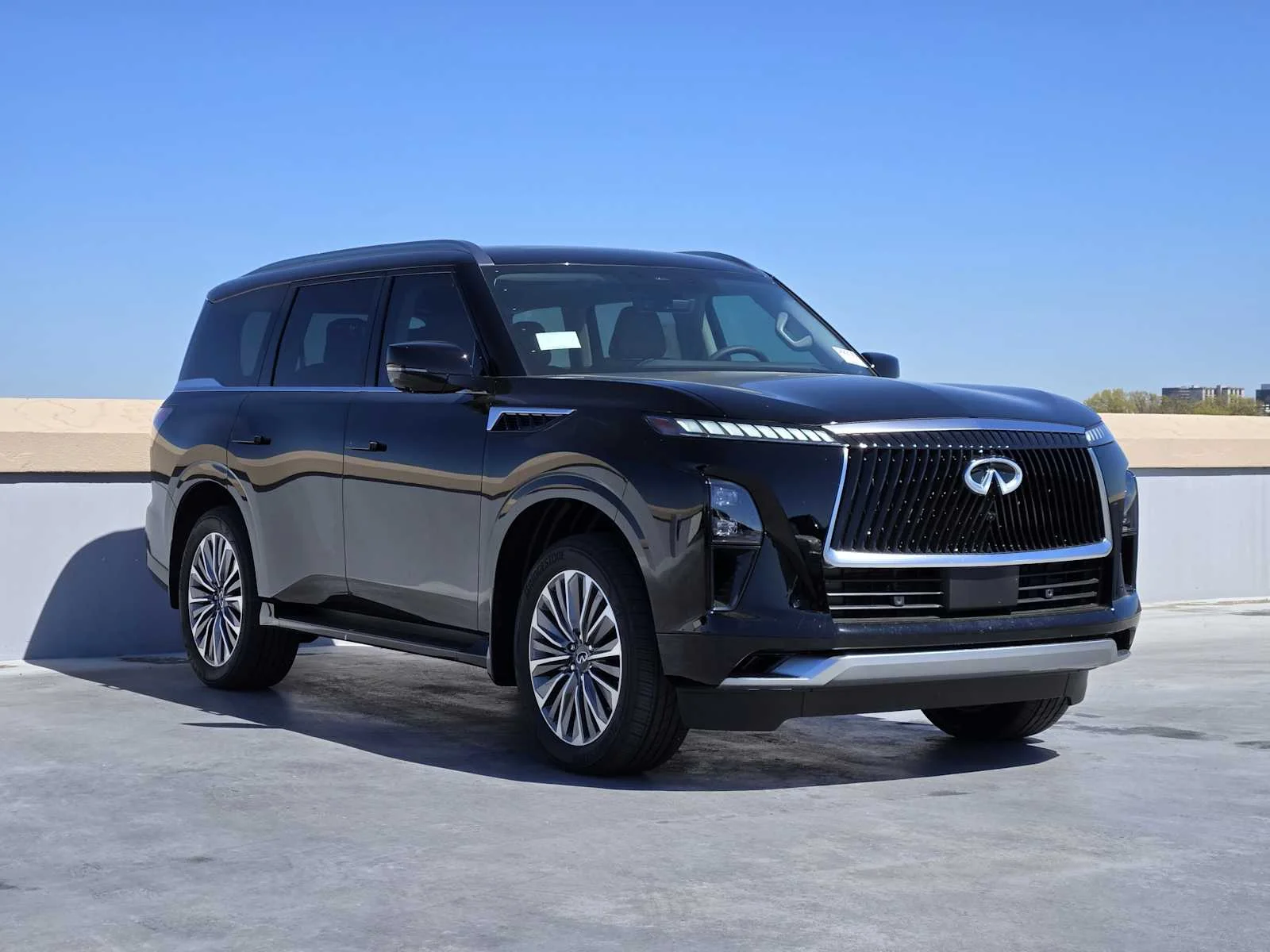New 2026 BLACK OBSIDIAN INFINITI Luxe 2WD image 2