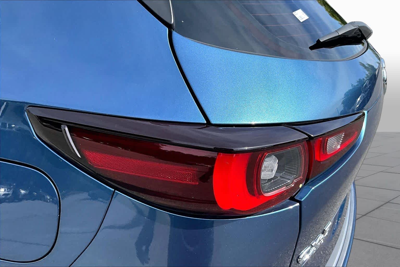 Used 2022 Eternal Blue Mica Mazda 2.5 S image 28