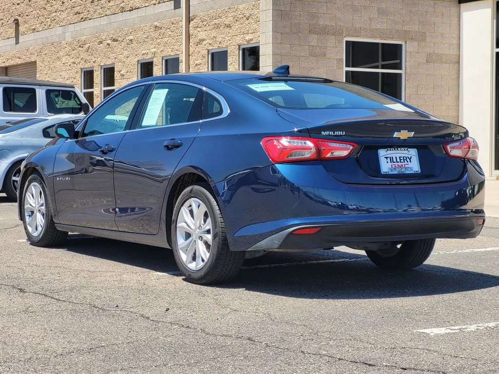 Used 2022 Northsky Blue Metallic Chevrolet LT image 5
