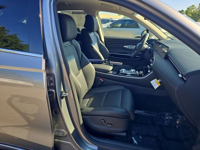 Used 2026 Silver Genesis 2.5T image 24