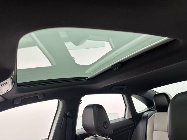 Used 2019 White Volkswagen R-Line image 21