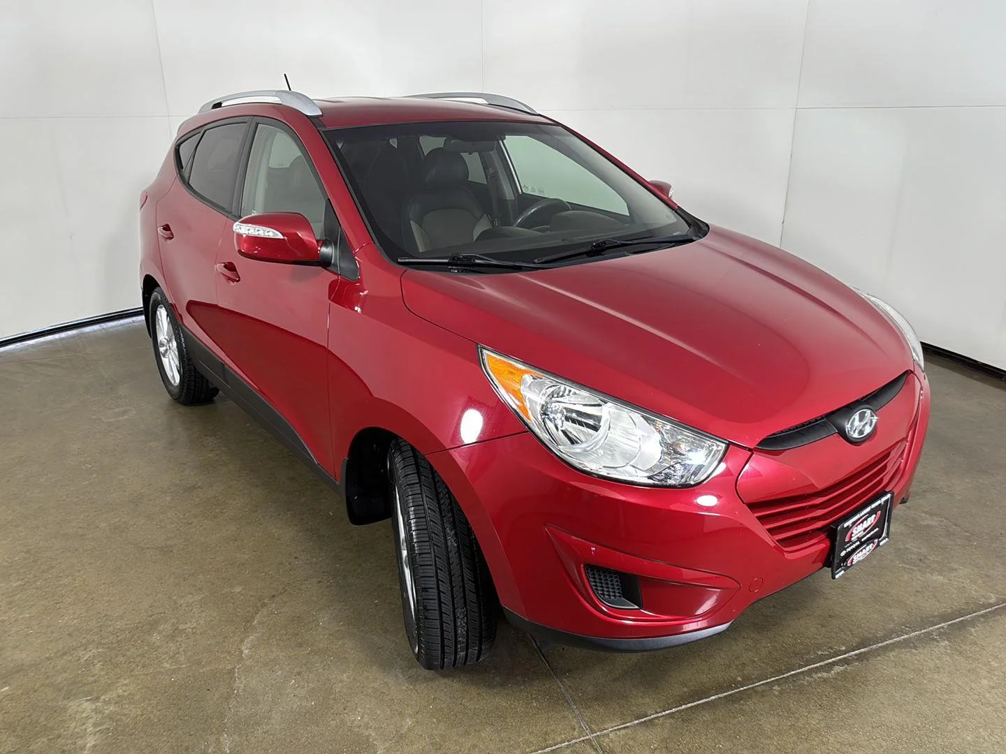 Used 2012 Garnet Red Hyundai GLS PZEV image 6