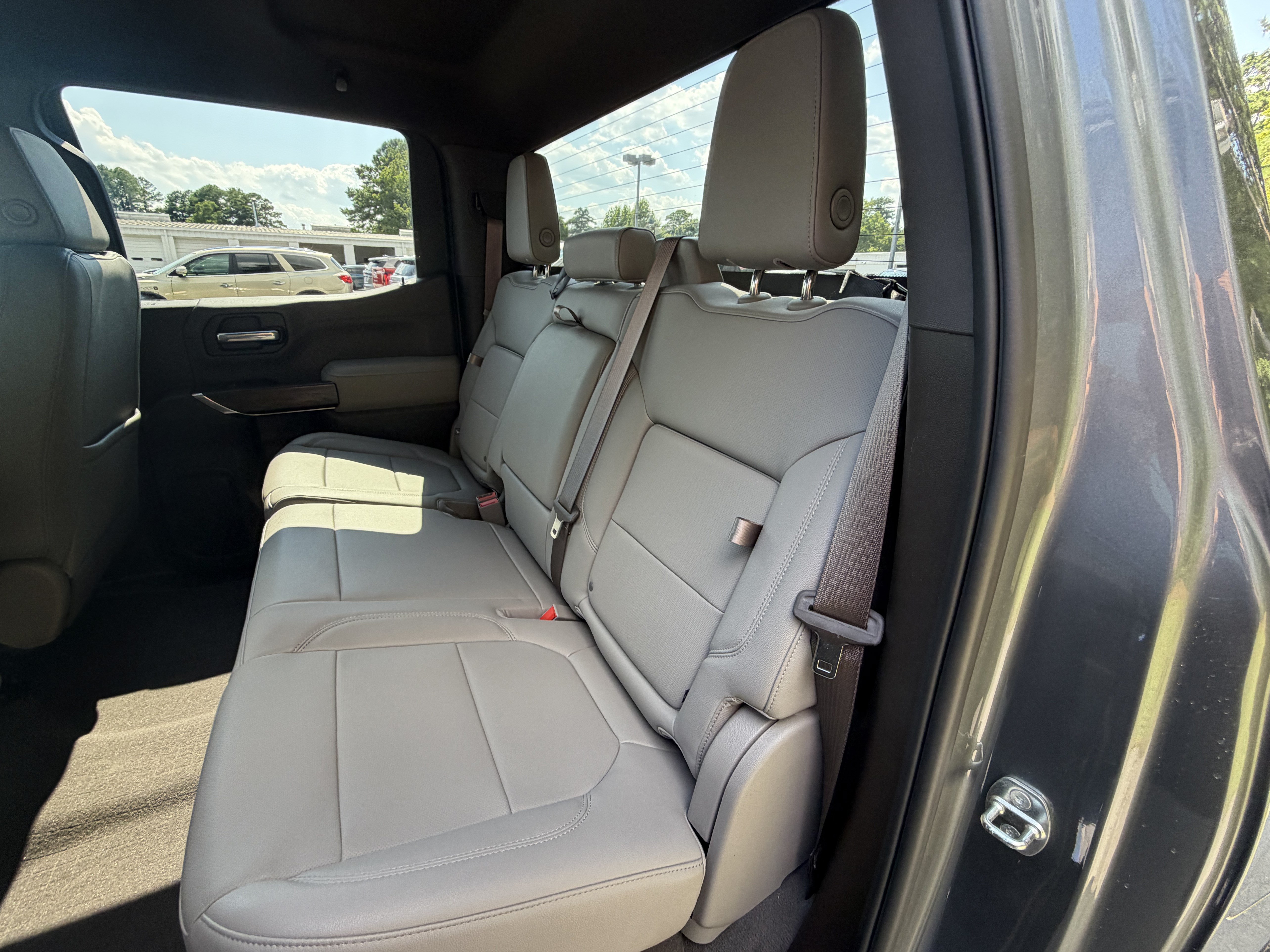 Used 2021 SATIN STEEL METALLIC GMC SLT image 18