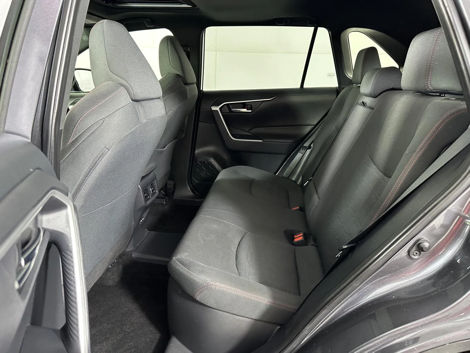 Used 2022 Magnetic Gray Metallic Toyota SE image 41