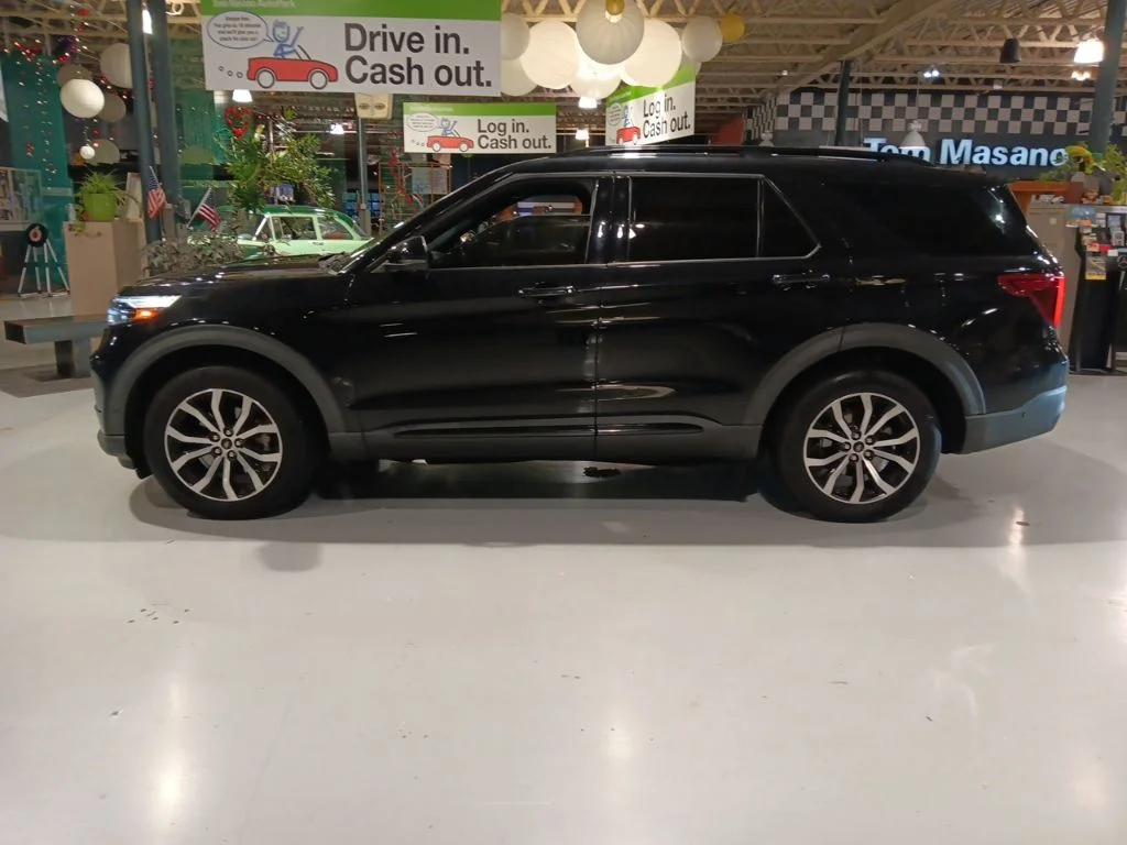 Used 2020 Black Metallic Ford ST image 12