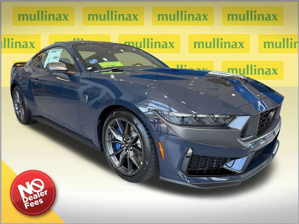 2026 Ford Mustang Dark Horse's photo