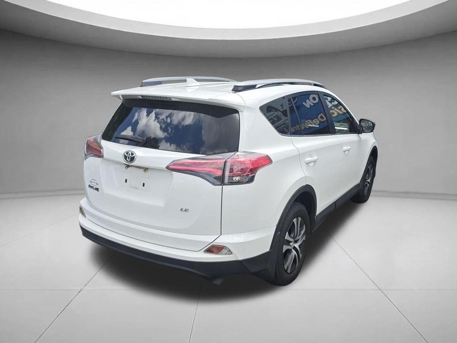 Used 2017 Super White Toyota LE image 4