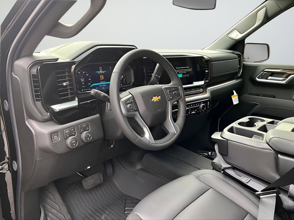 New 2026 Chevrolet Silverado 1500 LT 4D Crew Cab