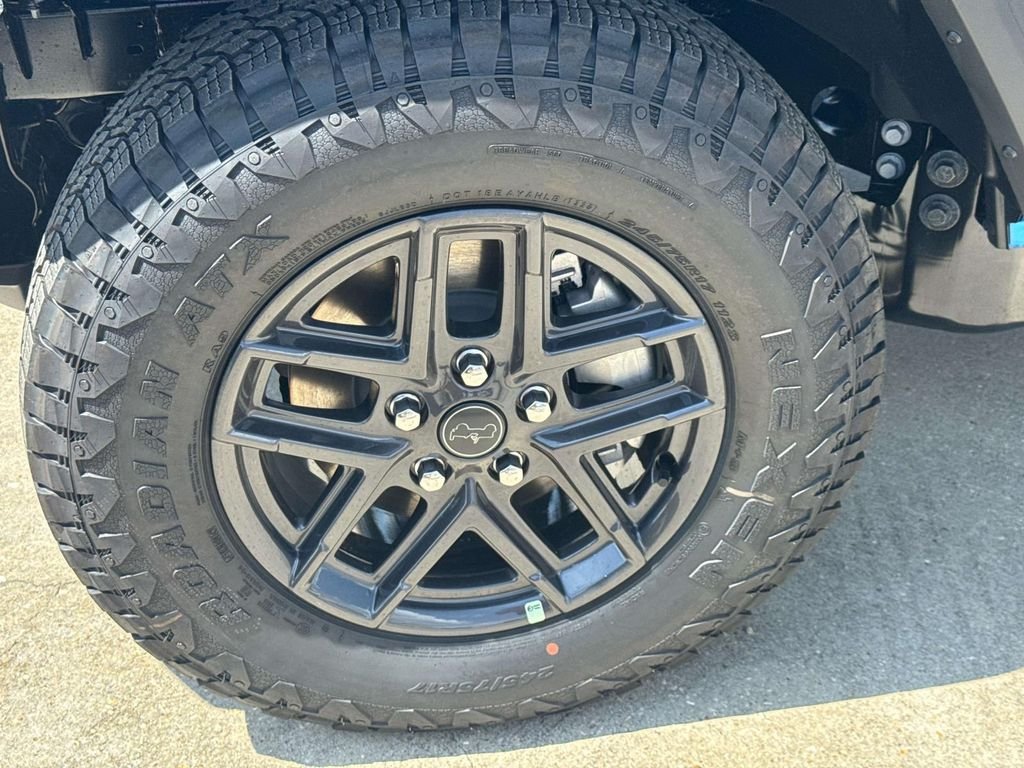 New 2027 Hydro Blue Pearlcoat Jeep Sport S image 10