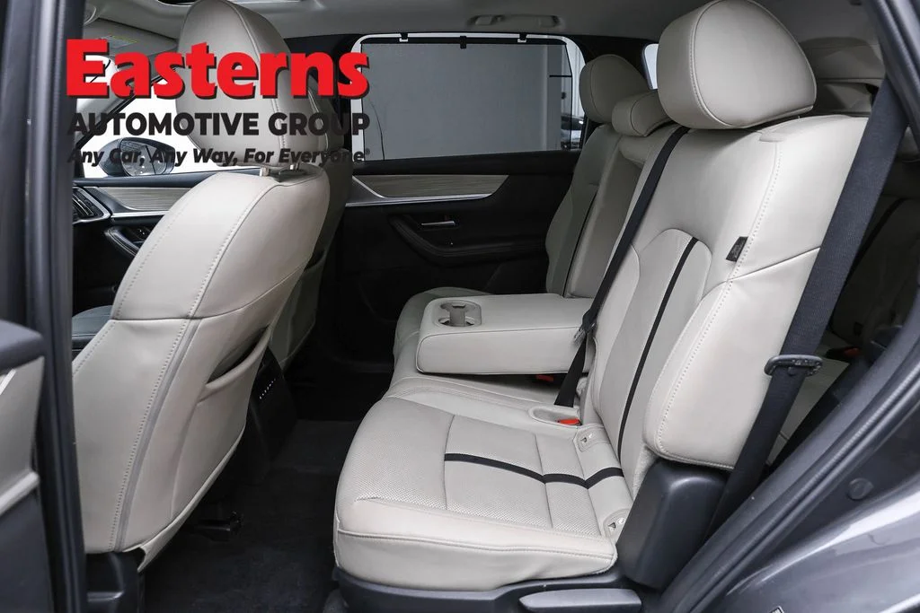 Used 2024 Gray Mazda Preferred image 24