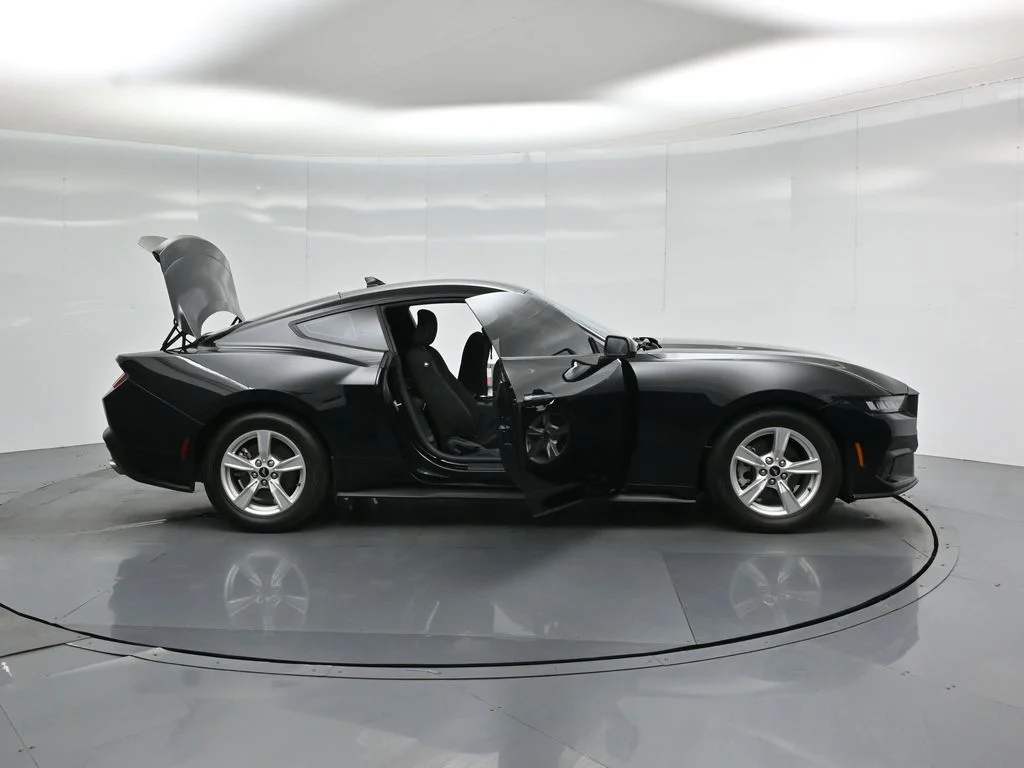 Used 2024 Black Ford EcoBoost image 4