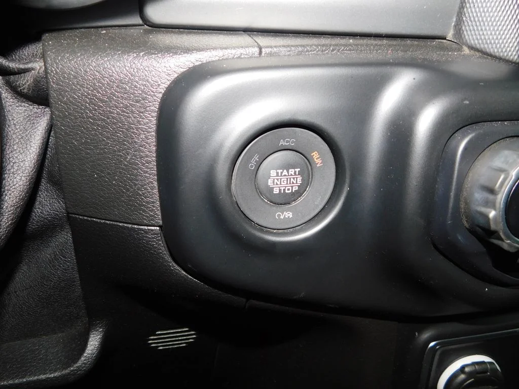 Used 2021 Red Jeep Willys image 34