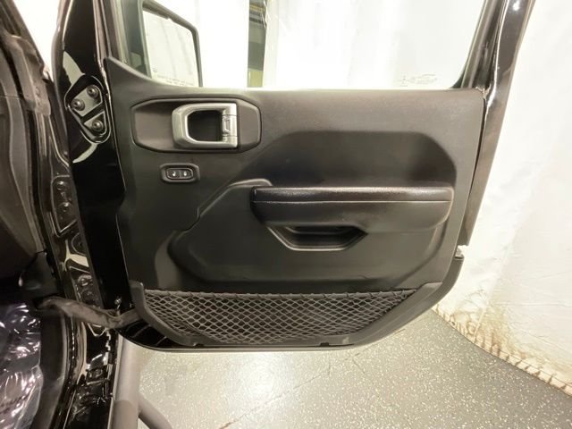 Used 2020 Black Jeep Unlimited Sport S image 22