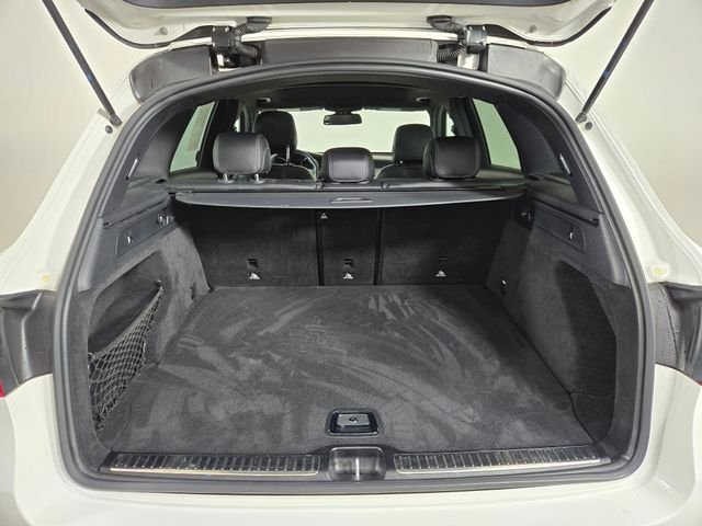Used 2019 White Mercedes-Benz GLC 300 image 12