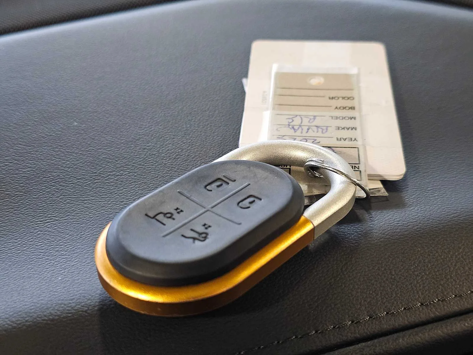 Used 2023  Rivian Adventure image 31